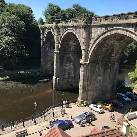 The Old Post Office, * Knaresborough