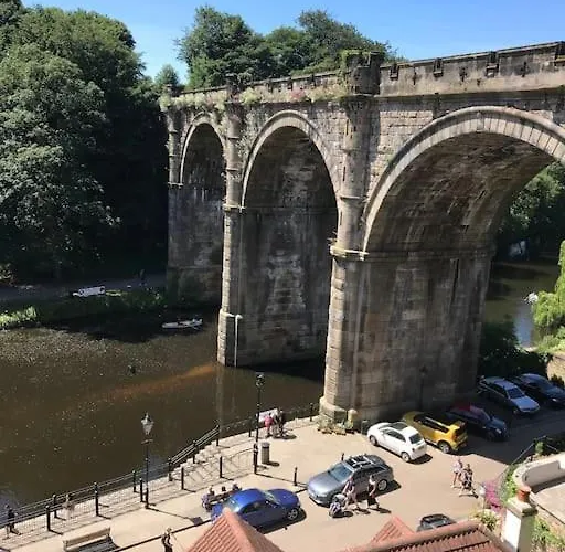 The Old Post Office, * Knaresborough
